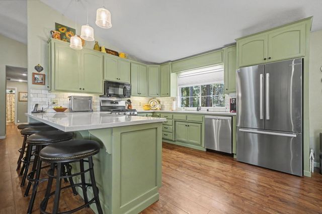 23871 Meadow Crest Dr, Pioneer, CA 95666