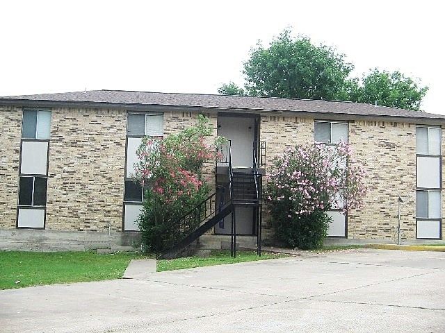 2003 Longmire Court 10, College Station, TX 77840