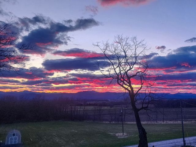 1513 Mountain Road, Addison, VT 05491