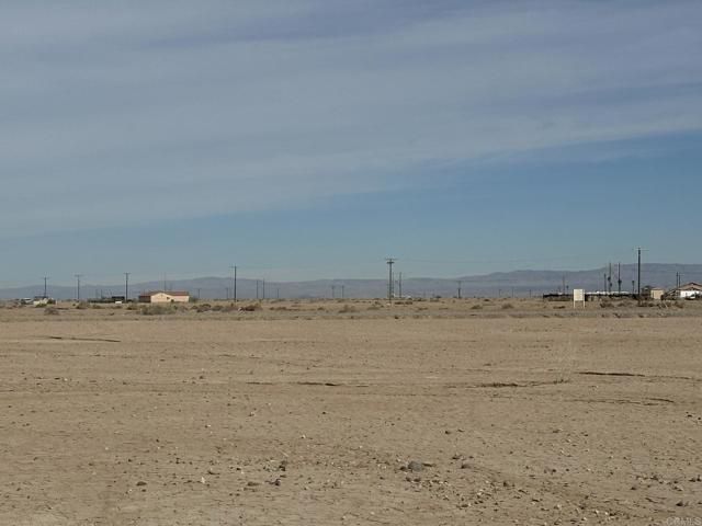 1102 Stanford Avenue, Salton City, CA 92274