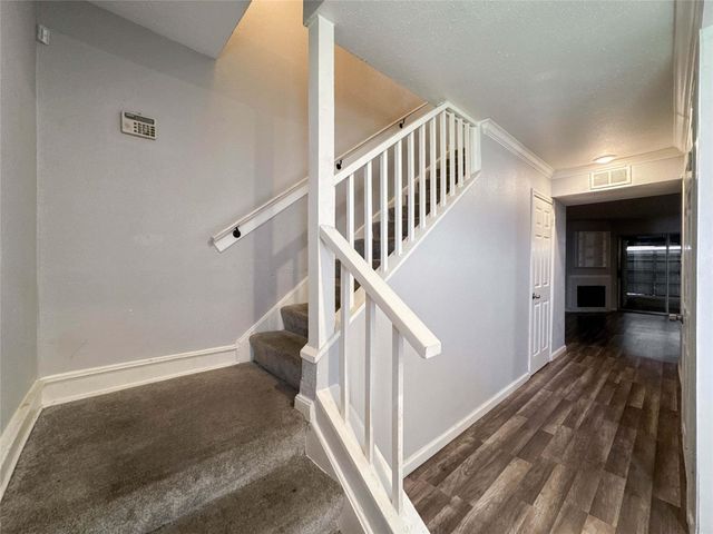 11873 Algonquin Drive, Houston, TX 77089