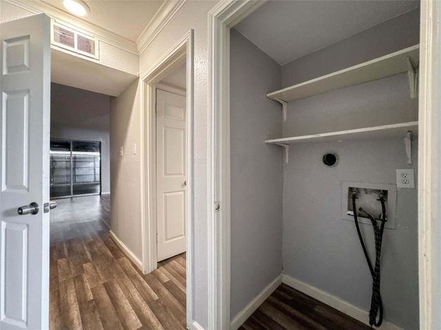 11873 Algonquin Drive, Houston, TX 77089