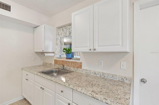 460 HOLLYHOCK LN, Spring Hill, FL 34606