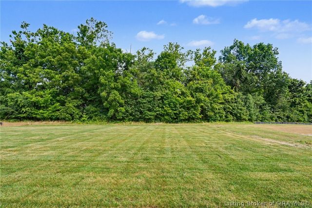 108 Chapel Road, Henryville, IN 47126