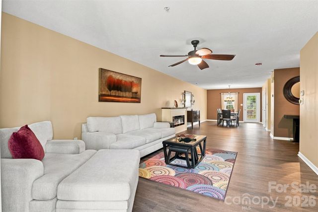 106 Locomotive Lane 201, Mooresville, NC 28115