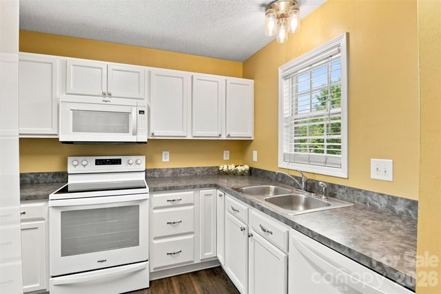 106 Locomotive Lane 201, Mooresville, NC 28115