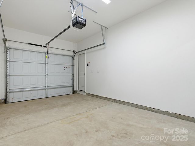 3132 Butler Hill Drive, Matthews, NC 28105