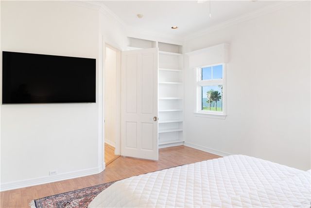 5001 Ocean Dr, Corpus Christi, TX 78412