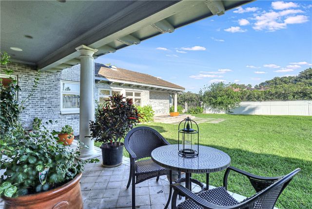 5001 Ocean Dr, Corpus Christi, TX 78412