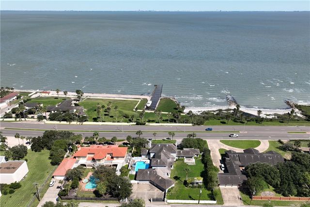 5001 Ocean Dr, Corpus Christi, TX 78412