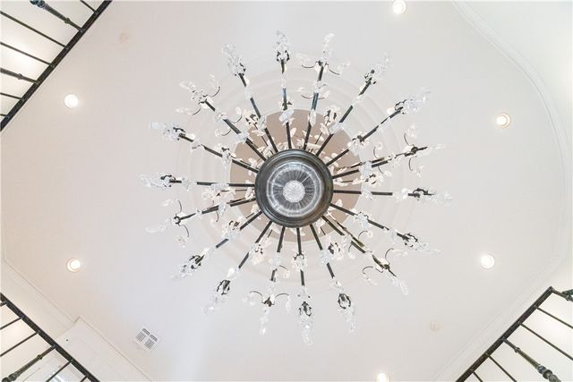 5001 Ocean Dr, Corpus Christi, TX 78412