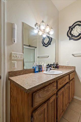 36 NE Jack Rabbit Dr, Fletcher, OK 73541