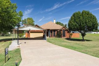 36 NE Jack Rabbit Dr, Fletcher, OK 73541