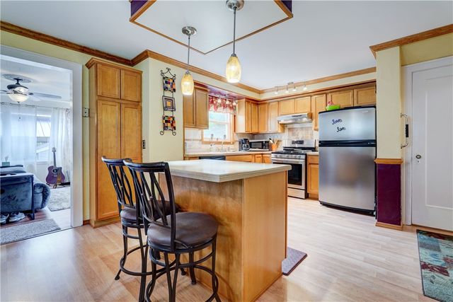 178 Kiniry Drive, Irondequoit, NY 14609