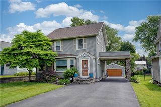 178 Kiniry Drive, Irondequoit, NY 14609