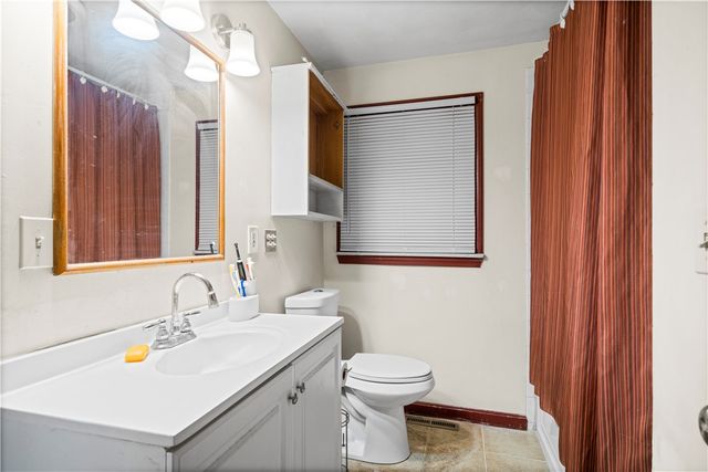 9 Bye Street, North Providence, RI 02911