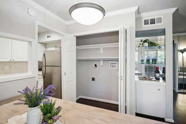 3944 W Alabama Street 12, Houston, TX 77027