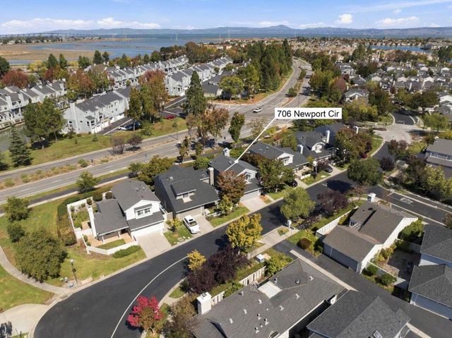 706 Newport Circle, Redwood City, CA 94065