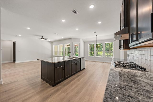17723 Flagstone Way, Conroe, TX 77306