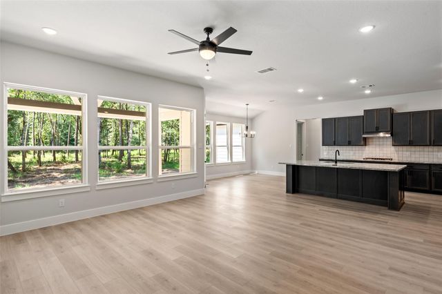 17723 Flagstone Way, Conroe, TX 77306