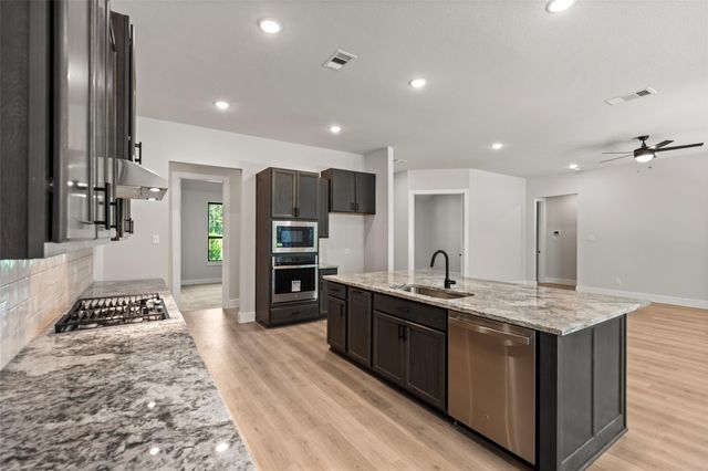 17723 Flagstone Way, Conroe, TX 77306