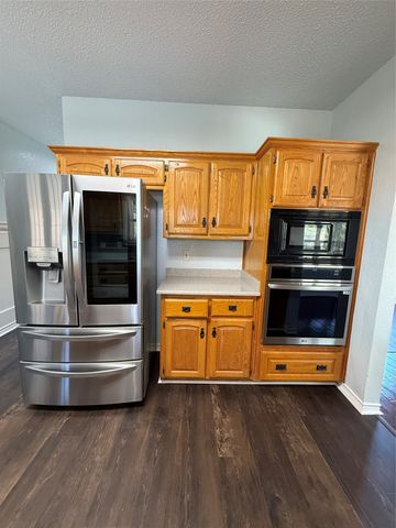 222 Glen Ridge Drive, Murphy, TX 75094