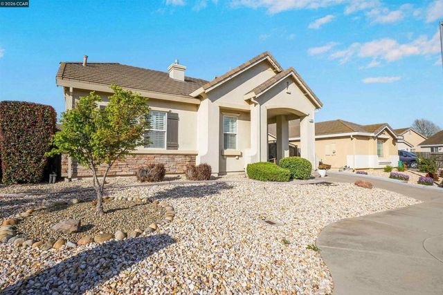 1633 Savannah Ln, Suisun City, CA 94585