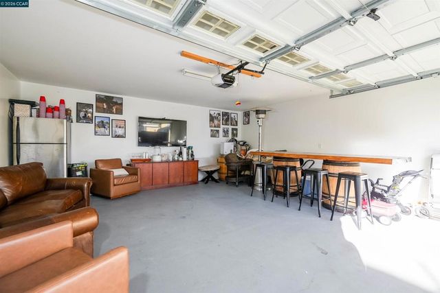 1633 Savannah Ln, Suisun City, CA 94585