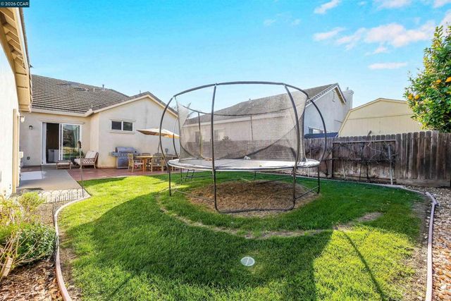 1633 Savannah Ln, Suisun City, CA 94585