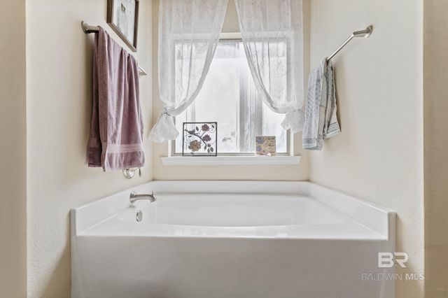 7041 Rocky Road Loop, Gulf Shores, AL 36542