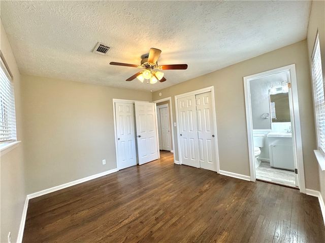 404 Madeline Drive, Bryan, TX 77802