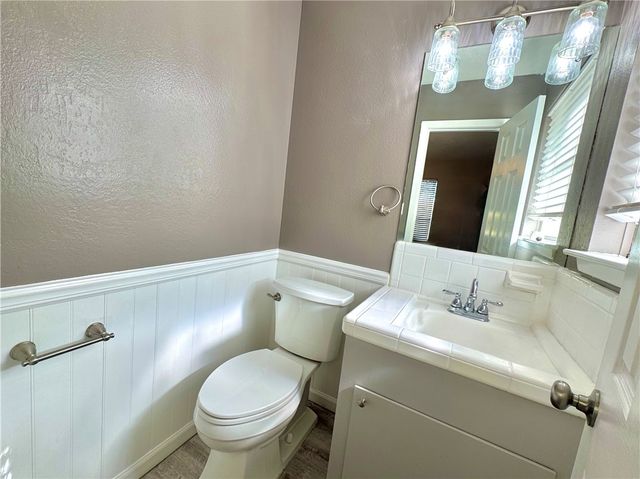 404 Madeline Drive, Bryan, TX 77802