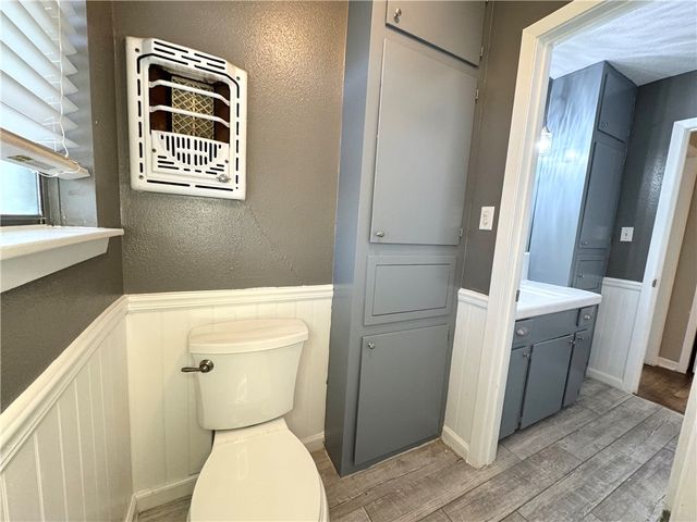 404 Madeline Drive, Bryan, TX 77802