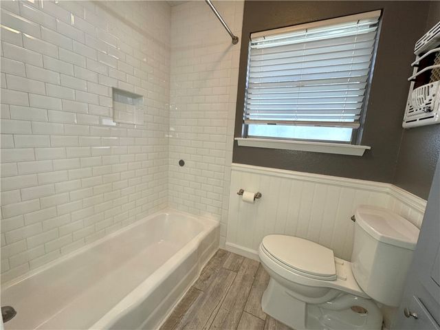 404 Madeline Drive, Bryan, TX 77802