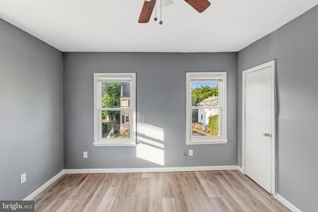 101 2ND ST, Swedesboro, NJ 08085
