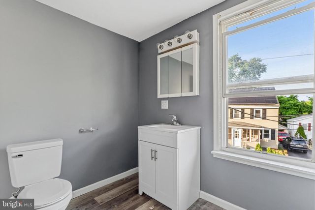 101 2ND ST, Swedesboro, NJ 08085
