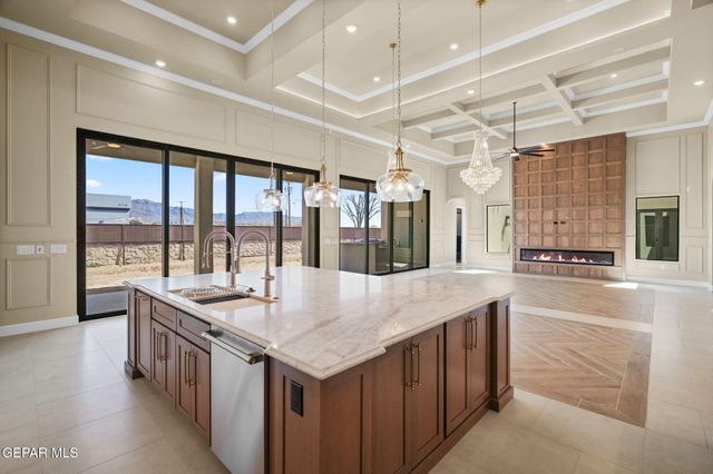 6400 CADENCE RIVER, El Paso, TX 79932