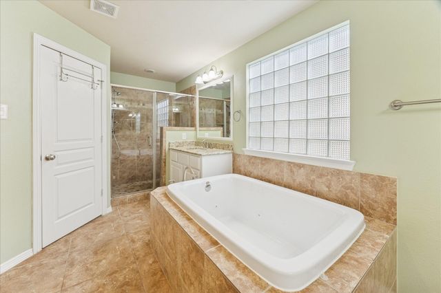 1117 W 26th Street, Houston, TX 77008