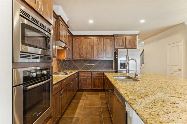 1117 W 26th Street, Houston, TX 77008