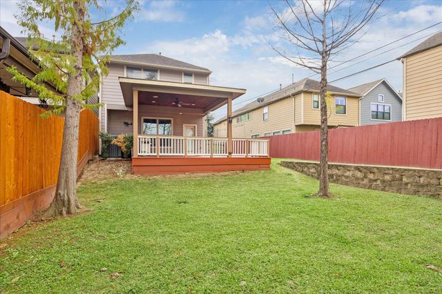 1117 W 26th Street, Houston, TX 77008