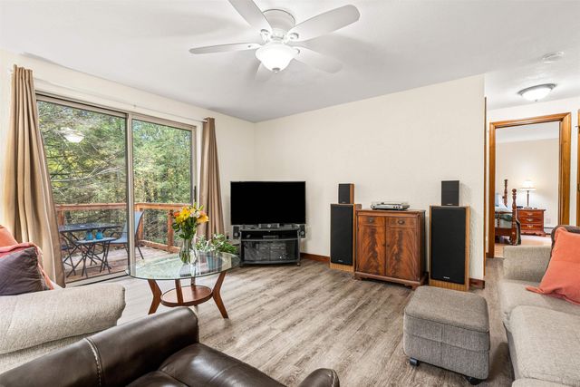 5 S Landing Road, Sandown, NH 03873