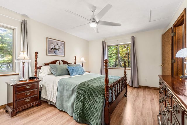 5 S Landing Road, Sandown, NH 03873