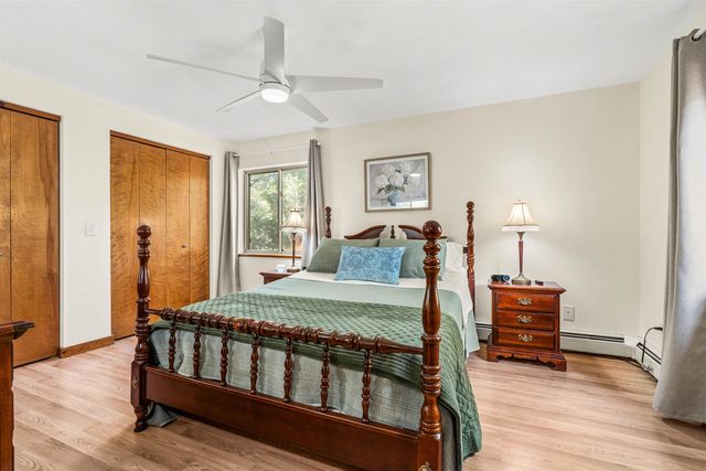 5 S Landing Road, Sandown, NH 03873