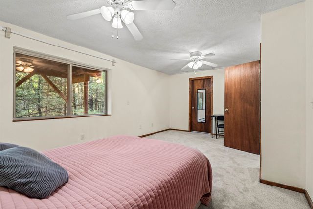 5 S Landing Road, Sandown, NH 03873