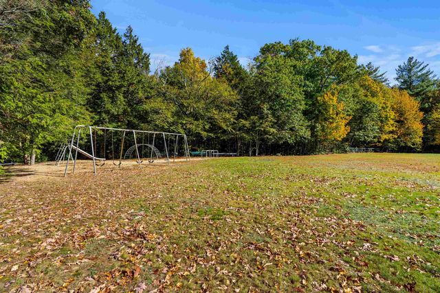 5 S Landing Road, Sandown, NH 03873