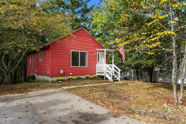 5 S Landing Road, Sandown, NH 03873