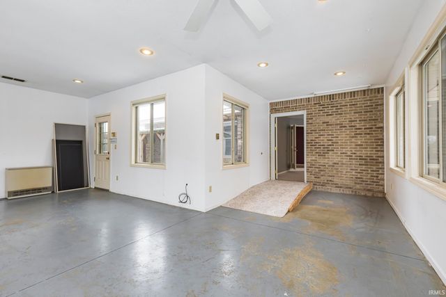 0727 S County Road 100 W, Hartford City, IN 47348