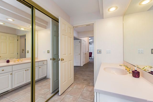 0727 S County Road 100 W, Hartford City, IN 47348