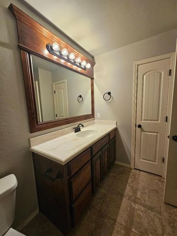2732 Lerkim Lane, Norman, OK 73069