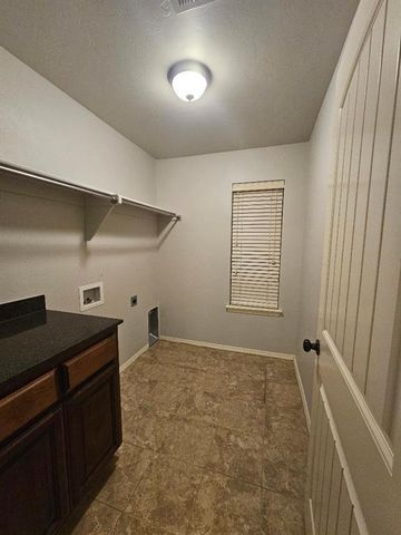 2732 Lerkim Lane, Norman, OK 73069
